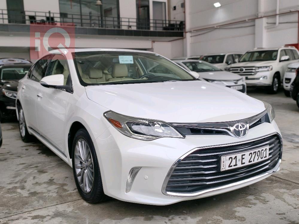 تويوتا أفالون